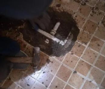 石台卫生间漏水维修公司为您分享下卫生间渗水如何处理及注意事项